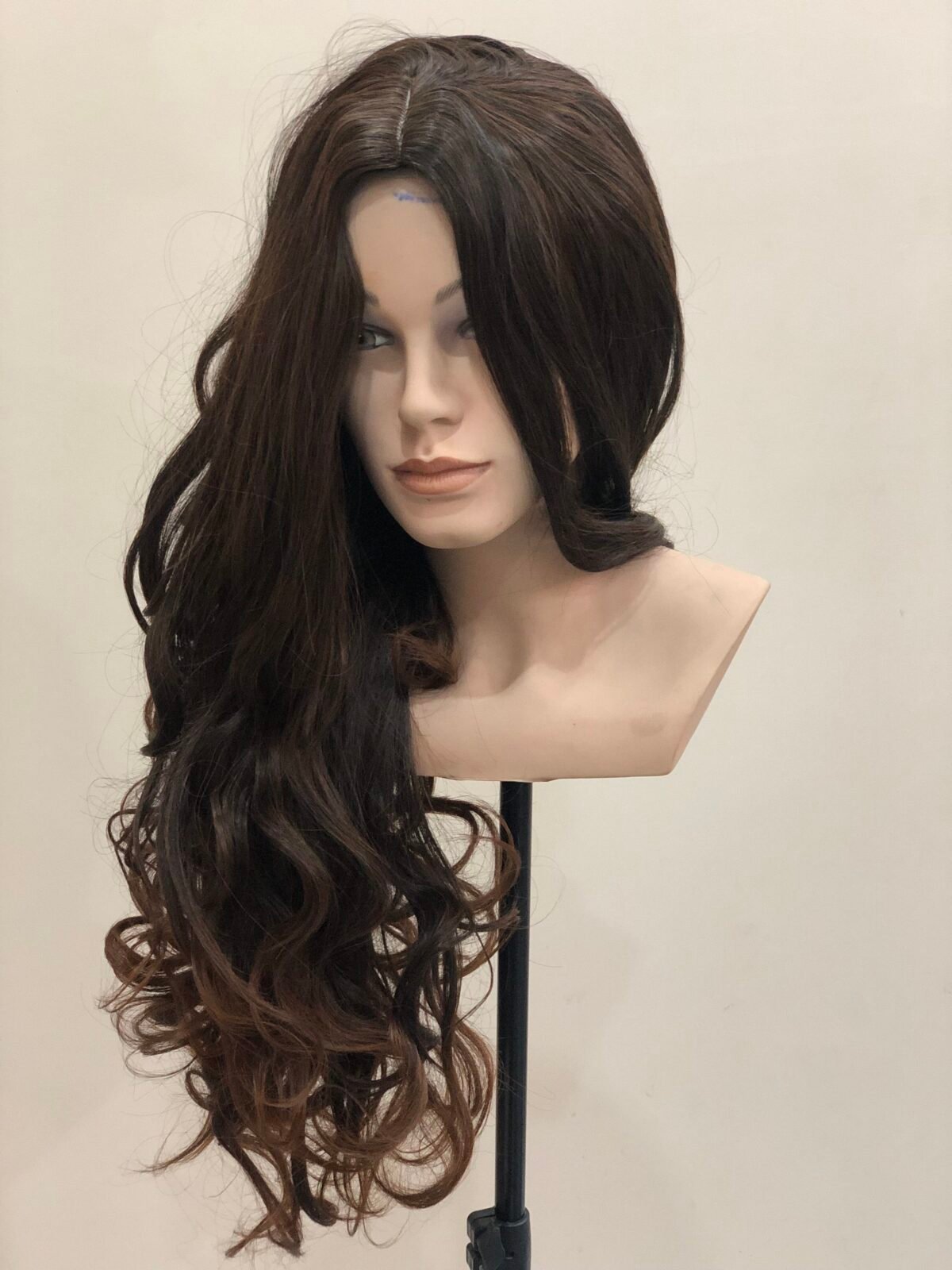 FULL HEAD WIG - BROWN LAYER CUT